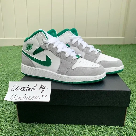 Nike Air Jordan 1 mid GS white pine green shoes - Picture 4 of 4